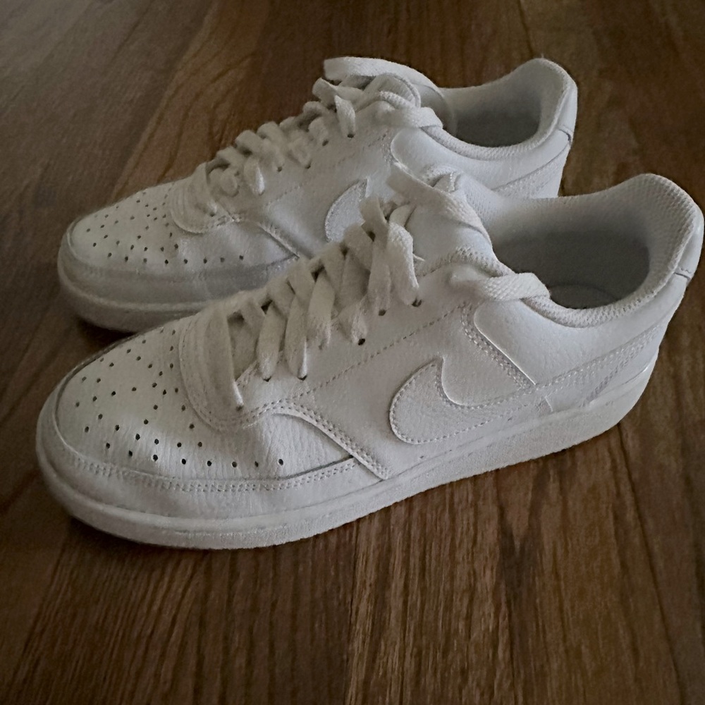 Nike Court Vision Low